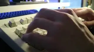 Buckling spring sound test - 1988 IBM model M