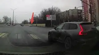 Как это проезжает мимо сотрудников ГИБДД?