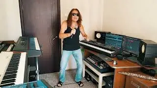 Валерий Маклаков (вок, бэк-вокал) - Твои следы смывает дождь