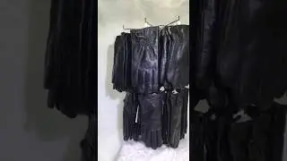 Стойка на 2 яруса с кожаными перчатками