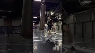 Muhammad Mokaev à l'entrainement