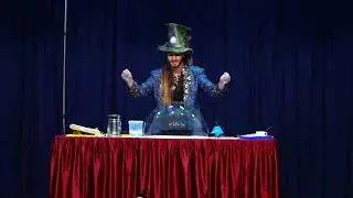 Maxwell The Bubbleologist Show Hosted by @CurioOBox