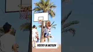 LUCKY STRIKE ON BASKETBALL COURT 