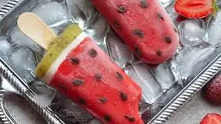 Арбуз Фруктовый лед из клубники и киви