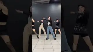 who is your bias in blackpink?🖤💖 #blackpink #blackpinkshorts #shutdown #블랙핑크 #shorts #coverdance