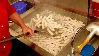 Berlins älteste Fleischerei mit Imbiss seit 1779 | Street Food Berlin Germany