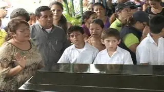 ENTIERRO DE DAVID VALLADARES @RoxanaRuiztv21 @DextSkate