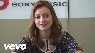 Russian Red - Russian Red En Asia (Visita A Korea. EPK Spanish Subtitles)