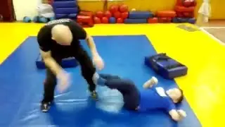 тренировка крав-мага самооборона для детей и подростков спб центр