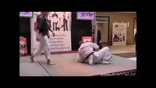 jujutsu demonstration at a mall 2010