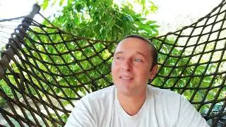 Скоротечный нарратив и вечный позитив.