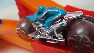 Unboxing Hot Wheels Daredevil Double Loop