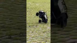 Axial SCX10 & Castle Mamba monster X