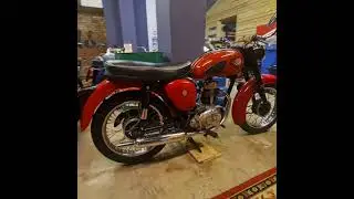 1965 BSA C15 - kick start and walk around. Classic Motorbike