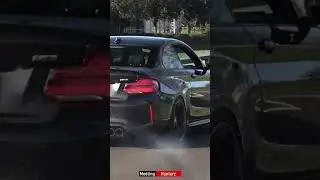 Powersliding BMW M2 using its blinkers?! 👀 - 
