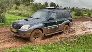 Hyundai Terracan In Mud - в грязи