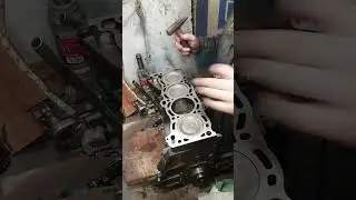 Установка Поршней в Блок Цилиндров