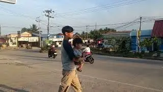 Jalanan Sepi di Pertigaan Makroman