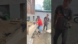 This builder only uses 20% of his brain.