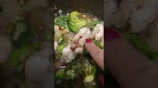 ужин: "варенный минтай и фритата"