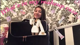 What’s inside my makeup case? | Beautify Black Velvet Makeup Case