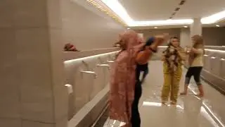 Sholat Subuh di Masjid Al Zayed Solo Wow Amazing