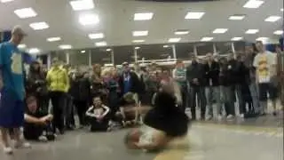 Kosto & One Shot vs. Kap & Step One - Semi-Final ''Dance Traffic'' Ночь Распродаж 2012