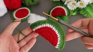 3D 🍉Wow Amazing 🍉 Very easy crochet Watermelon keychain making for beginners.