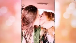 #lesbiantiktok