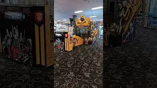 HUGE Transformers: Human Alliance (Tilted 10, Rockford, IL) #transformers #arcade #sega