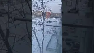 Прокатил на капоте ДПС