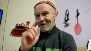 Анекдот про бабку и крапиву