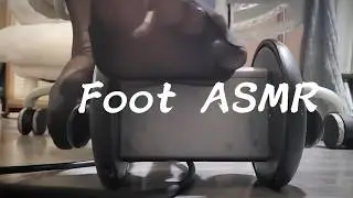 Young Foot ASMR-Scratching Sounds Black Stocking Oil Massage
