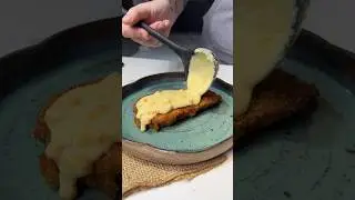 FRANGO A MILANESA COM CREME DE MILHO