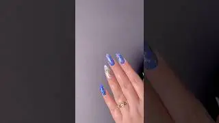 Janmastami Special Peacock 🦚 feather Nailart Design 🦚✨#shorts #nailart #naildesign #youtubeshorts