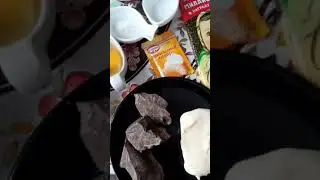 Мы с другом делаем шоколадные печенья!