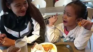 NAG MUKBANG SA JOLLIBEE ANG MAG INA KO, WITH TUNA KALDERETA😅  | kabalbas