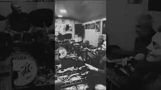 Hijazz & Nigar - Güllərim- Gələrsənmi