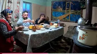 İFTAR SOFRAMIZA  HOŞ GELDİNİZ  İLK İFTARIMIZ