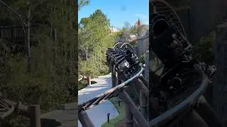 Hagrids EMPTY Motorbikes flying by at #islandsofadventure #rollercoaster #themepark #amusementpark