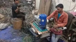 Cable stripping machine by Antic technology plush