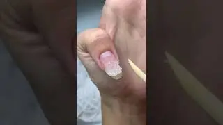 How to draw a clover and a horseshoe? What kind of manicure to do for a session? How to strengthe...