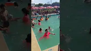 Аружан. Бассейн