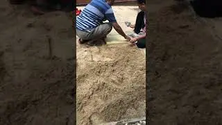 Laying slabs with sharp sand pt 8