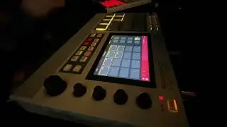 DmiBeats • Deep Cave (MPC Live II + SP-555)
