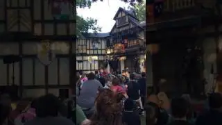 Steam Powered Giraffe's Zero Sings His Solo Song at Bristol Renaissance Faire (Lyin' Awake)