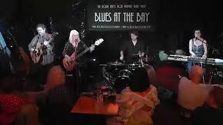 The Rain Kings - Listen to the Music (cover)