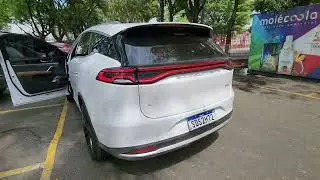 BYD(Build Your Dreams) Tan 517 cavalos chineses nervosos e luxuosos!