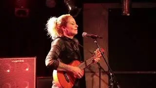 Anneke Van Giersbergen   20170921   Wasted Years   FemME Preparty Dynamo