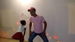 Dançando funk pai e filha ....